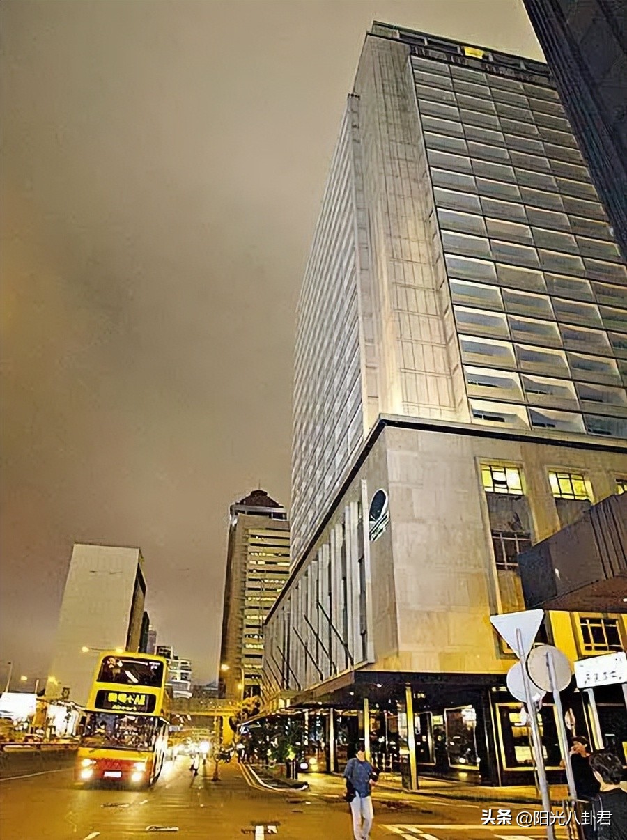 香港娱乐圈黑张国荣_张国荣经纪人陈淑芬故事_张国荣陈淑芬合作历程