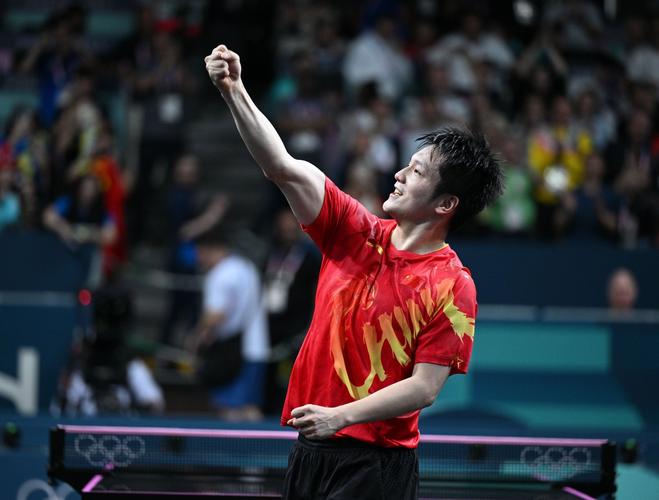 体育明星赛场拼搏正能量视频 近期夺冠精彩瞬间下载